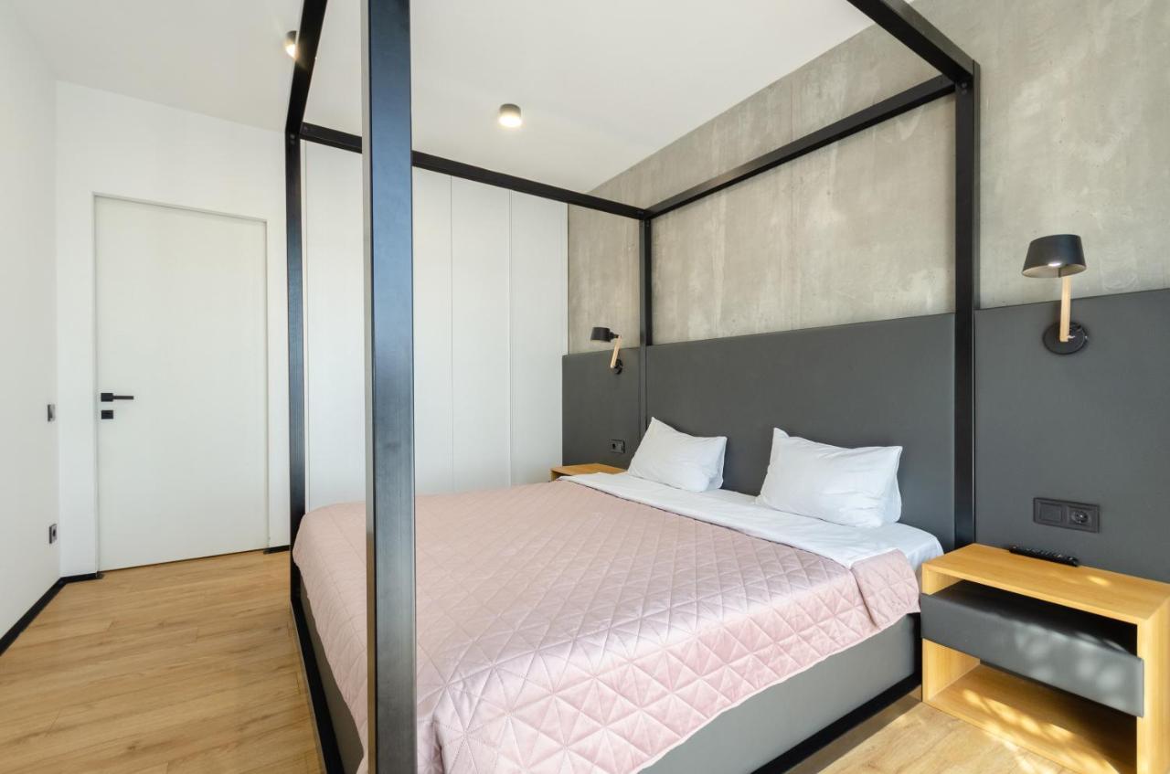 Petrovdom Apartments 23-173 In Rc Kvartet , 16Г Vasyl Lypkivskyi Street Kiev Eksteriør billede