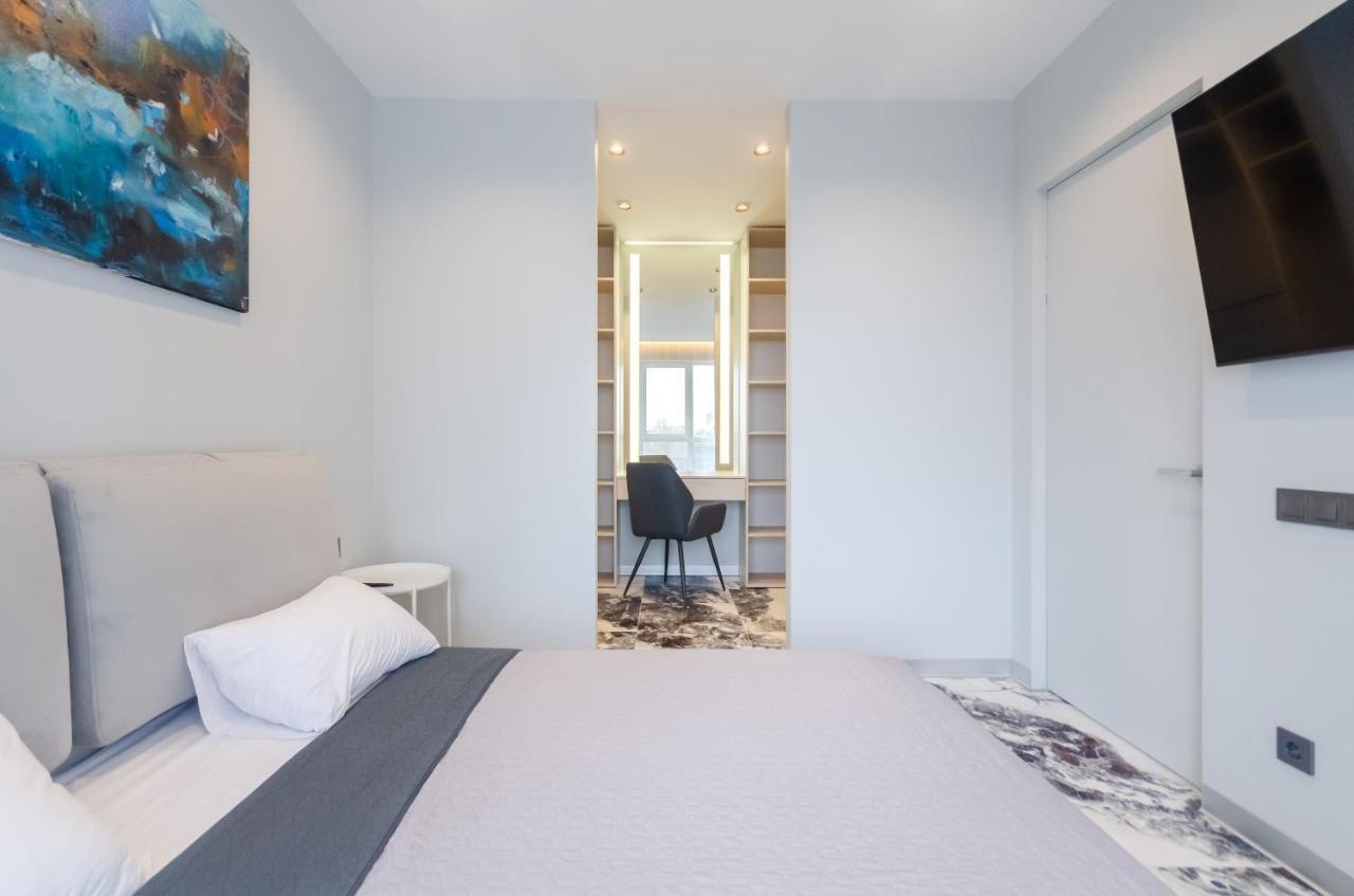 Petrovdom Apartments 23-173 In Rc Kvartet , 16Г Vasyl Lypkivskyi Street Kiev Eksteriør billede